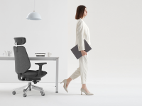 כיסא מנהלות ומנהלים BACKROBO