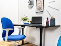 כיסא תלמיד BABYLON מורכב מתצוגה